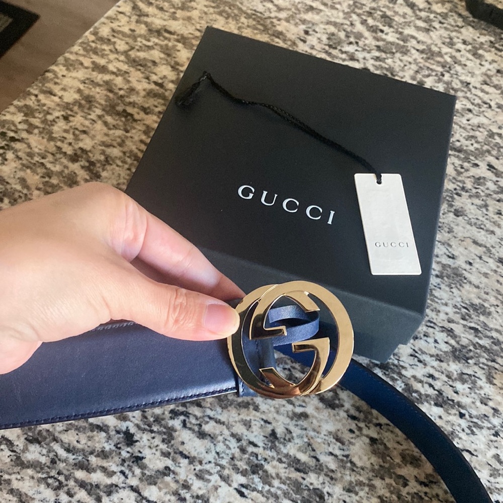 Gucci belt size 110 with flaws